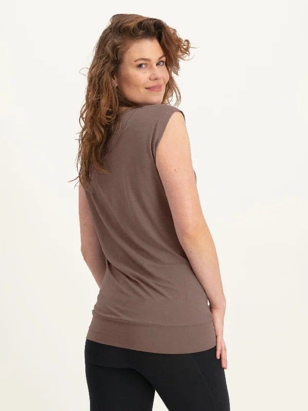 Urban Goddess Asana Yoga Tee - Clay