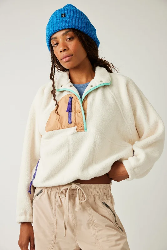 Hit The Slopes Pullover