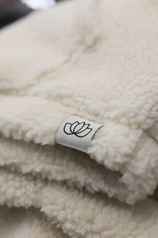 Snuggle In Zip Sherpa