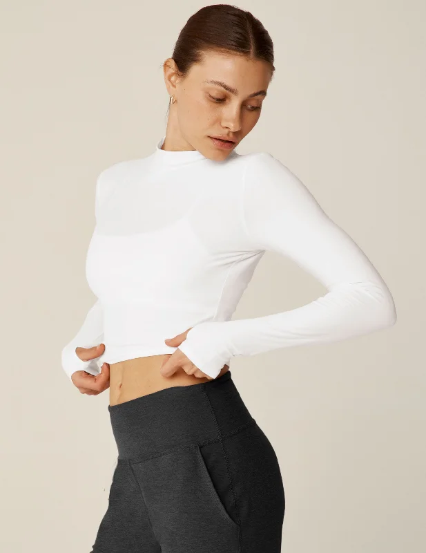 Featherweight Moving On Cropped Pullover