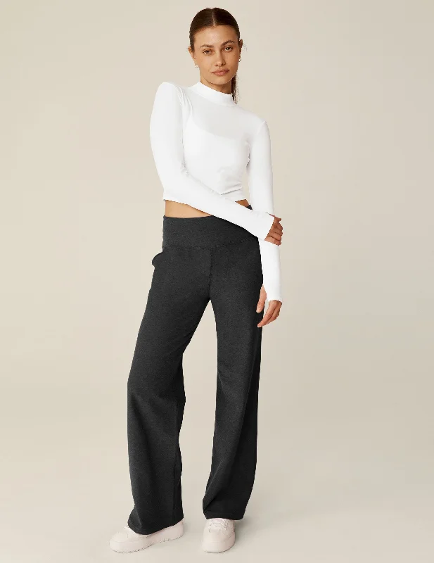 Featherweight Moving On Cropped Pullover