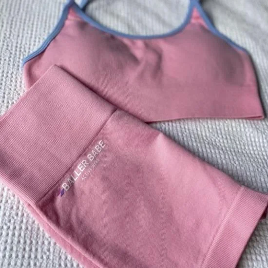 Seamless Lily Shorts and Crop top Set in Pink