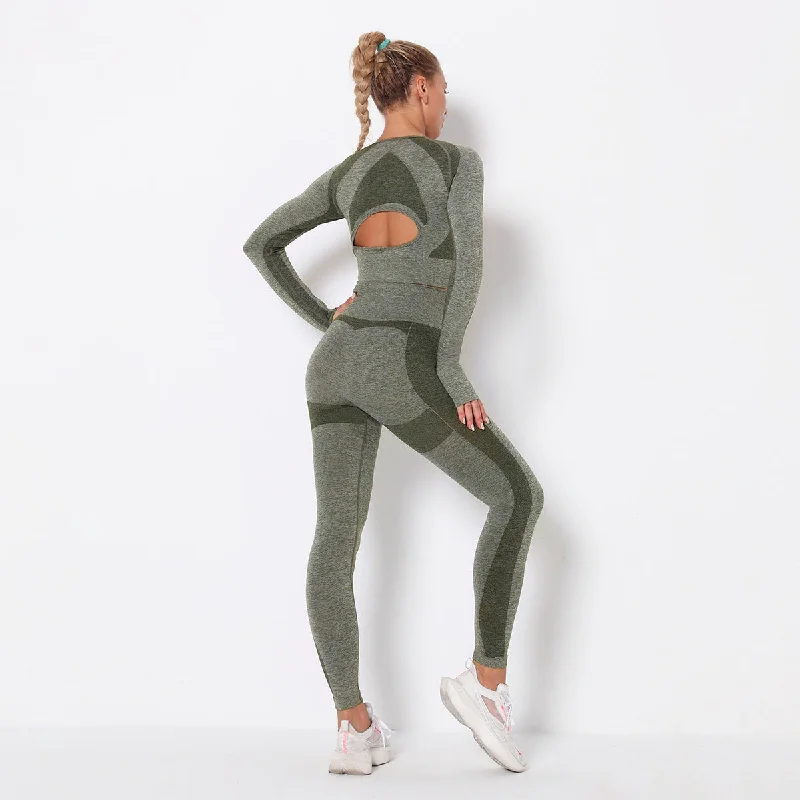 Seamless yoga sports suit women