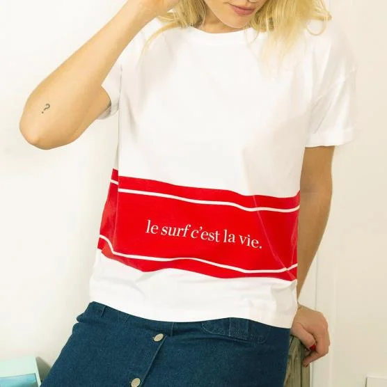 Le Surf C'est La Vie T-Shirt Notch Collar Peter Pan Collar Cowl Neck