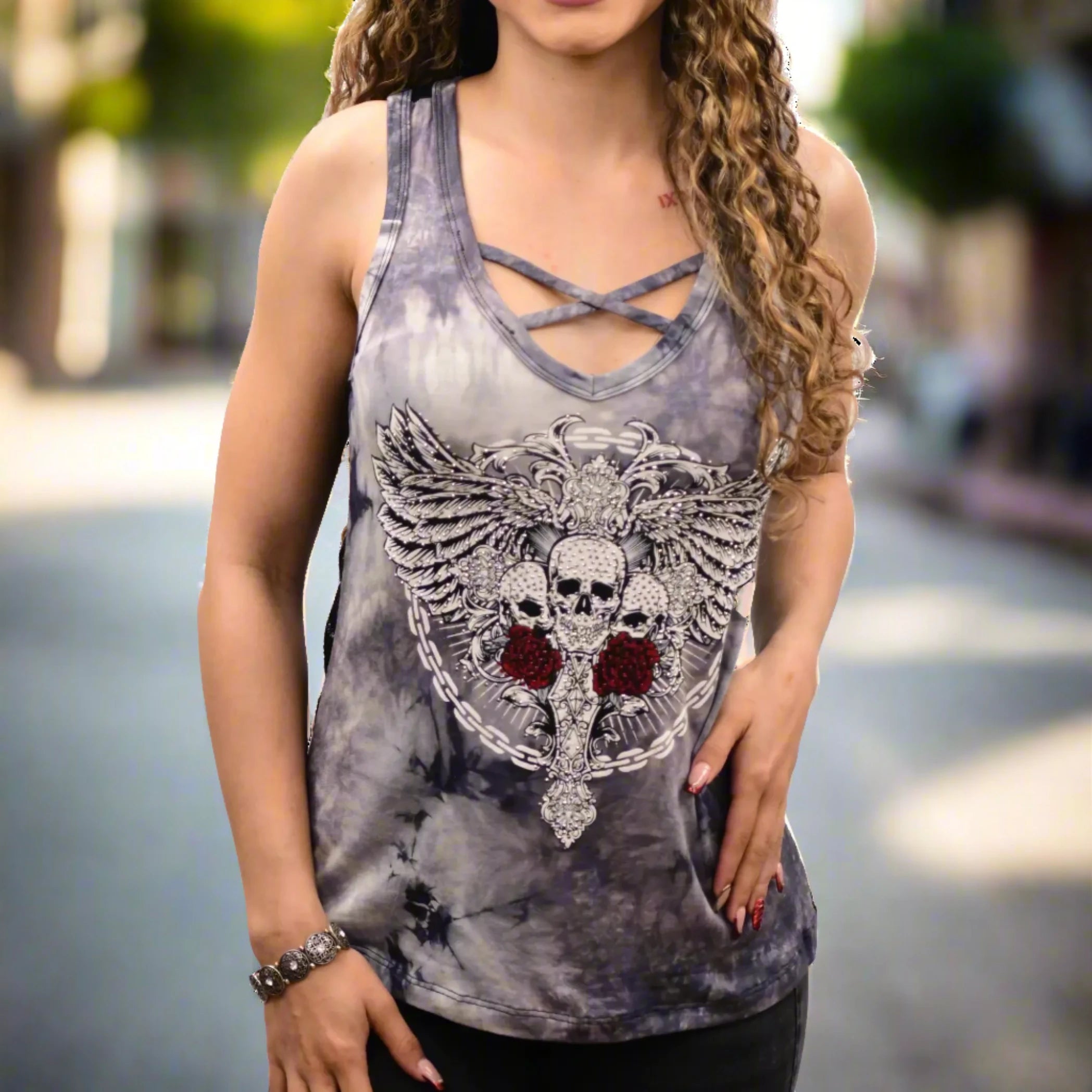 Liberty Wear Women's Chain Link Skulls T-Shirt Collared Crew Neck Turtle Neck