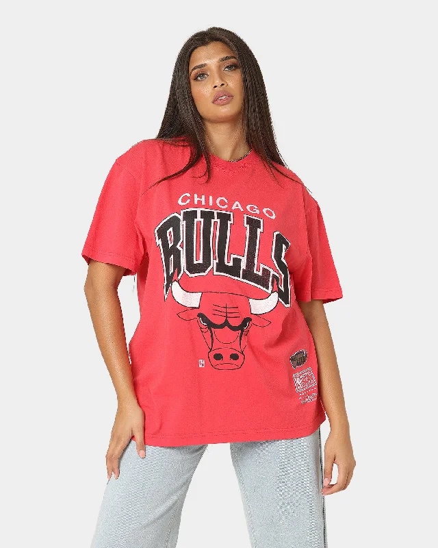 Mitchell & Ness Chicago Bulls XL Arch Vintage T-Shirt Faded Red Iron Safe Non-Iron Wrinkle Free Mitchell & Ness Chicago Bulls XL Arch Vintage T-Shirt Faded Red Iron Safe Non-Iron Wrinkle Free