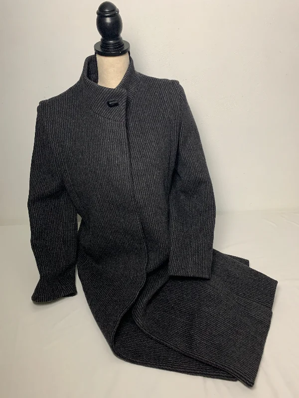 Chimney Ridge Womans Winter Coat Size 10 Plaid Checkered Coat