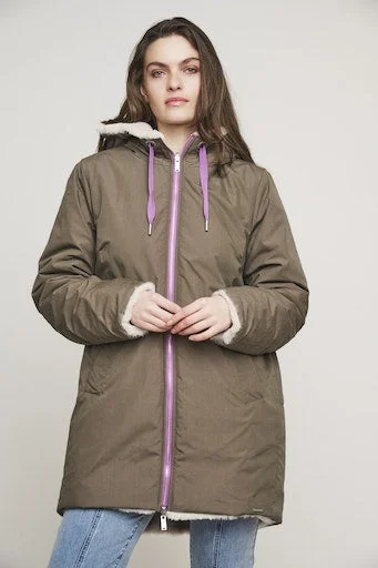 Javin Reversible Coat Fuzzy Sherpa Pullover